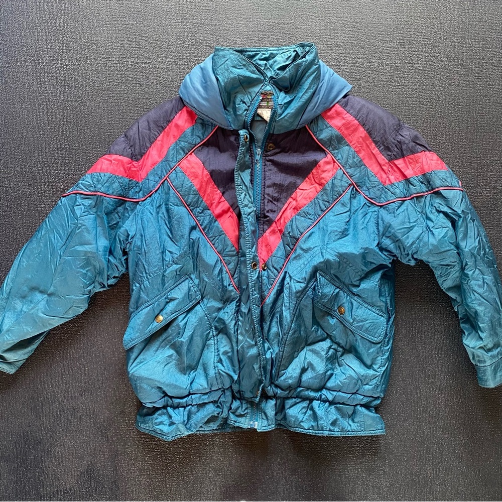 Paris Sport Club Brand Vintage Winter Jacket. Size Medium.